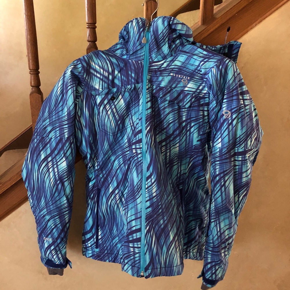 Mountain Hardware snowboarding jacket, size S